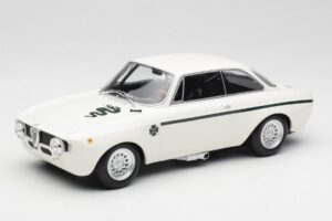 Alfa Romeo GTA 1300 Junior Bílý Minichamps 1:18 155120021 Kov