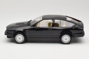 Alfa Romeo GTV6 2.5 Černý Laudoracing-Models 1:18 LM110C Kov – obrázek 3 z 6