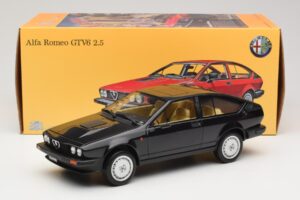 Alfa Romeo GTV6 2.5 Černý Laudoracing-Models 1:18 LM110C Kov – obrázek 6 z 6