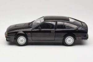 Alfa Romeo GTV6 Černý Solido 1:18 S1802302 Kov – obrázek 4 z 8