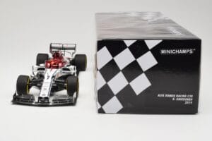 Alfa Romeo Racing C38 #7 K. Raikkonen F1 2019 Minichamps 1:18 110190007 Kov – obrázek 6 z 6