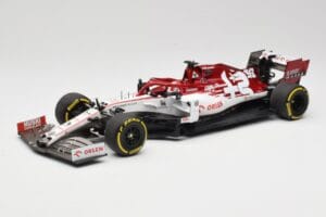 Alfa Romeo Racing C39 #99 A. Giovinazzi Austrian GP 2020 Minichamps 1:18 110200199 Kov
