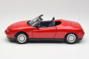 Alfa Romeo Spider 916 Alfa Červený Maisto 1:18 50278 Kov – obrázek 4 z 8