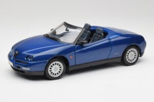 Alfa Romeo Spider 916 Periwinkle Modrý Maisto 1:18 50308 Kov