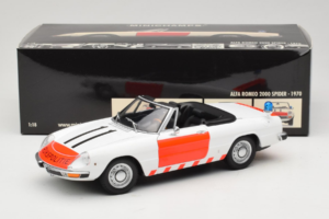 Alfa Romeo Spider Rijkspolitie Minichamps 1:18 180120994 Kov – obrázek 8 z 8