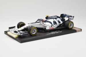 AlphaTauri Honda AT01 #10 P. Gasly Winner Italian GP 2020 Minichamps 1:18 117200810 Kov – obrázek 2 z 6