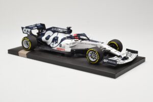 AlphaTauri Honda AT01 #26 D. Kvyat Italian GP 2020 Minichamps 1:18 117200826 Kov – obrázek 4 z 6