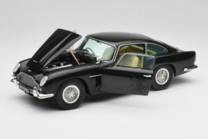 Aston Martin DB5 California Šalvějová Chrono 1:18 H1001 Kov – obrázek 2 z 8