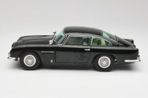 Aston Martin DB5 California Šalvějová Chrono 1:18 H1001 Kov – obrázek 4 z 8