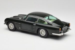 Aston Martin DB5 California Šalvějová Chrono 1:18 H1001 Kov – obrázek 7 z 8