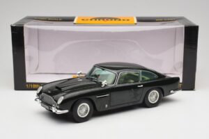 Aston Martin DB5 California Šalvějová Chrono 1:18 H1001 Kov – obrázek 8 z 8