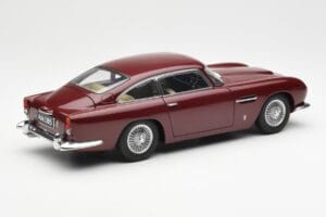 Aston Martin DB5 Dubonnet Červený AUTOart 1:18 70213 Kov – obrázek 3 z 8