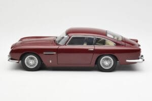 Aston Martin DB5 Dubonnet Červený AUTOart 1:18 70213 Kov – obrázek 4 z 8