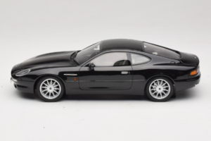 Aston Martin DB7 Bowland Black Cult Models 1:18 CML187-2 Pryskyřice – obrázek 3 z 6