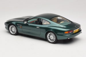 Aston Martin DB7 Buckinghamshire Green Cult Models 1:18 CML187-1 Pryskyřice – obrázek 5 z 6