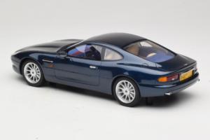 Aston Martin DB7 Mendip Blue Cult Models 1:18 CML187-3 Pryskyřice – obrázek 5 z 6