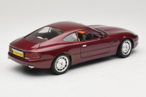Aston Martin DB7 Červený Guiloy 1:18 67550 Kov – obrázek 3 z 8