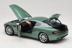 Aston Martin DB9 Zelený Minichamps 1:18 150137322 Kov – obrázek 5 z 8