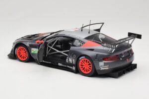 Aston Martin DBR9 GT1 #59 Team Modena A. Garcia / J. Menten / C. Fittipaldi 24 Hours of Le Mans 2006 Solido 1:18 80014 Kov – obrázek 5 z 8