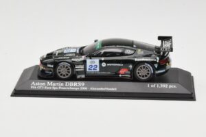 Aston Martin DBRS9 #22 Barwell Motorsport A. Needell FIA GT3 European Championship Spa 2006 Minichamps 1:43 400061322 Kov