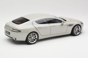 Aston Martin Rapide S Silver Fox AUTOart 1:18 70258 Kov – obrázek 3 z 8