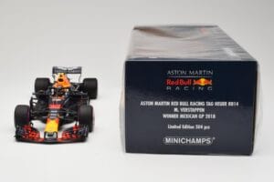 Aston Martin Red Bull Racing RB14 Tag Heuer #33 M. Verstappen Mexican GP 2018 Minichamps 1:18 110181933 Kov – obrázek 6 z 6