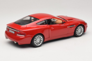 Aston Martin V12 Vanquish Červený Bburago 1:18 33334063 Kov – obrázek 3 z 8