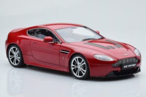 Aston Martin V12 Vantage Červený AUTOart 1:18 70208 Kov – obrázek 6 z 8