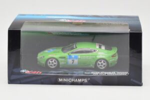 Aston Martin V8 Vantage N24 #7 U. Bez / Porritt / R. Meaden 24 Hours Nurburgring 2008 Minichamps 1:43 437081307 Kov – obrázek 4 z 4