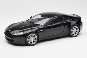 Aston Martin V8 Vantage Onyx Černý AUTOart 1:18 70202 Kov