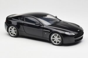 Aston Martin V8 Vantage Onyx Černý AUTOart 1:18 70202 Kov – obrázek 6 z 8