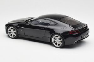 Aston Martin V8 Vantage Onyx Černý AUTOart 1:18 70202 Kov – obrázek 7 z 8