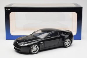 Aston Martin V8 Vantage Onyx Černý AUTOart 1:18 70202 Kov – obrázek 8 z 8