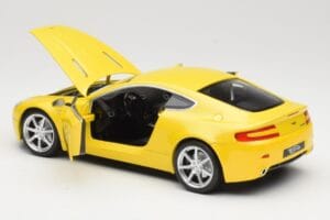 Aston Martin V8 Vantage Žlutý Hot Wheels 1:18 G7159 Kov – obrázek 5 z 8