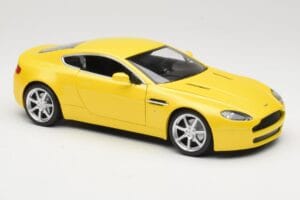 Aston Martin V8 Vantage Žlutý Hot Wheels 1:18 G7159 Kov – obrázek 6 z 8
