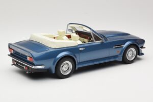 Aston Martin V8 Volante Modrý GT Spirit 1:18 GT128 Pryskyřice – obrázek 2 z 6