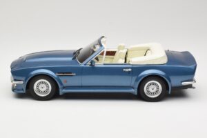 Aston Martin V8 Volante Modrý GT Spirit 1:18 GT128 Pryskyřice – obrázek 3 z 6