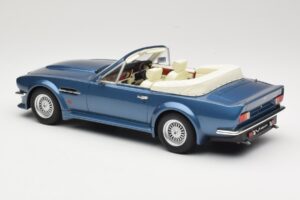 Aston Martin V8 Volante Modrý GT Spirit 1:18 GT128 Pryskyřice – obrázek 5 z 6