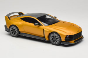 Aston Martin Valiant Auric Gold Metallic GT Spirit 1:18 GT546 Pryskyřice – obrázek 4 z 6