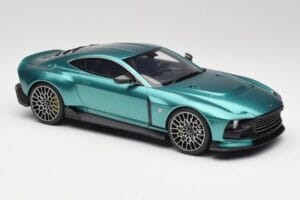 Aston Martin Valour Racing Green GT Spirit 1:18 GT480 Pryskyřice – obrázek 4 z 6