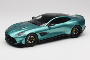 Aston Martin Vanquish Green Metallic GT Spirit 1:18 GT551 Pryskyřice