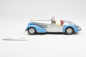 Audi 225 Front Roadster Modro Stříbrný CMC 1:18 M-075B Kov – obrázek 3 z 6