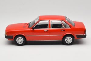 Audi 80 B2 GLS Červený MCG 1:18 MCG18526 Kov – obrázek 3 z 6