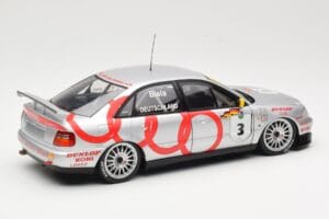 Audi A4 B5 #3 F. Biela DTM World Champion 1995 UT Models 1:18 39542 Kov – obrázek 3 z 8