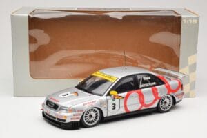 Audi A4 B5 #3 F. Biela DTM World Champion 1995 UT Models 1:18 39542 Kov – obrázek 8 z 8
