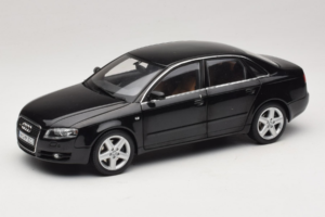 Audi A4 B6 3.2 Quattro Černý Minichamps 1:18 5010404125 Kov