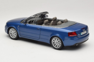 Audi A4 B6 Kabriolet Modrý Norev 1:18 5010504325 Kov – obrázek 7 z 9