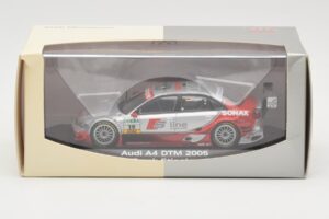 Audi A4 B6 #19 Sonax F. Stippler Joest Racing DTM 2005 Minichamps 1:43 5020500803 Kov – obrázek 4 z 4
