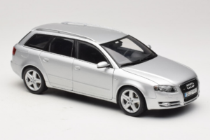 Audi A4 B7 3.2 Quattro Avant Stříbrný Minichamps 1:18 5010404215 Kov – obrázek 6 z 8