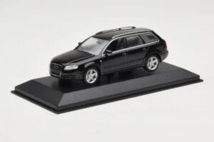Audi A4 B7 Avant Černý Minichamps 1:43 AUDI008 Kov – obrázek 2 z 3